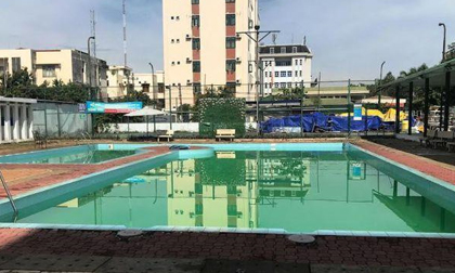 Nhiều sai phạm ở hồ bơi khách sạn khiến hai nam sinh chết đuối
