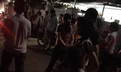 Chồng đánh vợ, đốt nhà rồi cứa cổ tự sát ở Ninh Bình