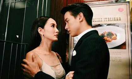 Nhờ chiêu độc, vợ ngoại tình với sếp ngay trước mắt chồng vẫn không hề hay biết