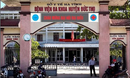 Bé sơ sinh tử vong với vết đứt dài trên cổ