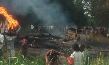'Hôi' xăng rò rỉ, ít nhất 50 người Nigeria thiệt mạng