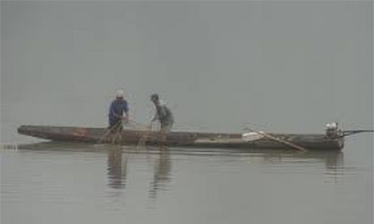 Quảng Ninh: 2 bố con bị lưới cuốn, tử vong trên sông
