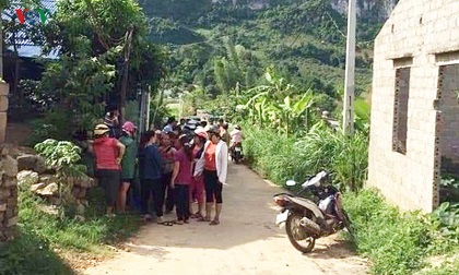 Vợ tử vong với nhiều vết chém, mẹ vợ và chồng con nguy kịch
