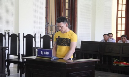 Mẹ già ngã quỵ vì con trai lập nghiệp bằng ma túy