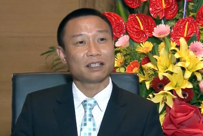 'Ong trum' da cap lua 36.000 nguoi bi truy to den khung tu hinh hinh anh 1 