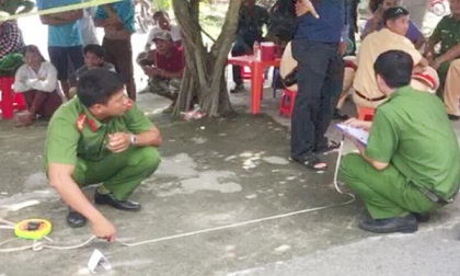 9X tử vong ven quốc lộ nghi do ôtô tông