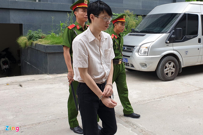 Chan dung ke nghien phim doi truy, sat hai nu sinh dien anh hinh anh 1 