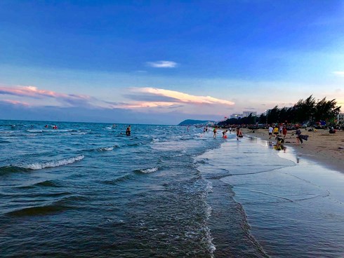 Kinh nghiệm đi Sầm Sơn cuối tuần, ăn chơi tẹt ga như người bản địa - 2
