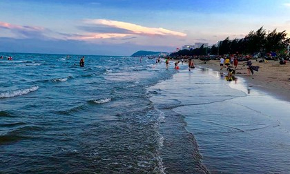 Kinh nghiệm đi Sầm Sơn cuối tuần, ăn chơi tẹt ga như người bản địa