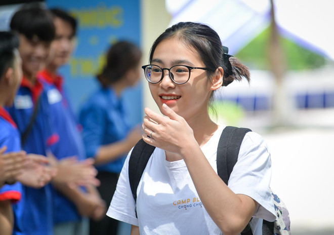 Hon 1.200 thi sinh truot tot nghiep vi bi diem liet mon Ngu van hinh anh 1 