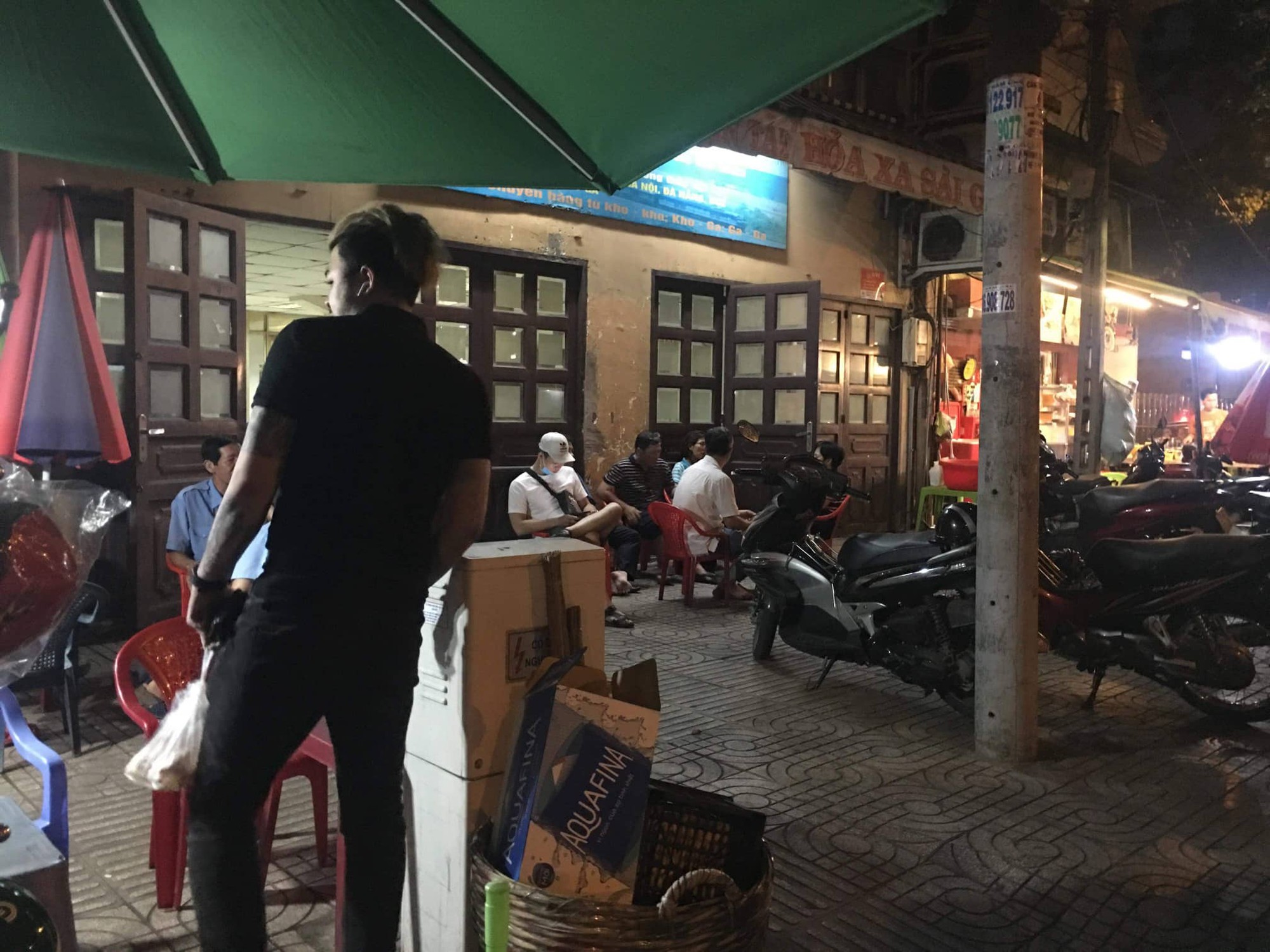 TP.HCM: Nghi án chồng sát hại vợ tại nơi làm việc rồi đóng cửa bỏ đi