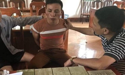 Vận chuyển 10 bánh heroin, một đối tượng bỏ chạy khi bị vây bắt