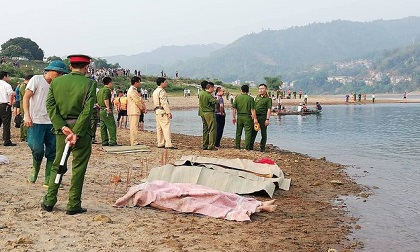 Phú Thọ: 5 thanh niên rủ nhau tắm sông Đà, 4 người tử vong