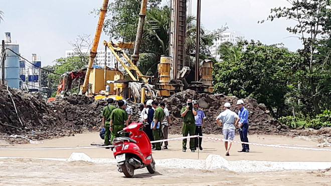 Vu 3 em be bi dien giat: Cong nhan quen khong tat nguon dien khi nghi hinh anh 1 