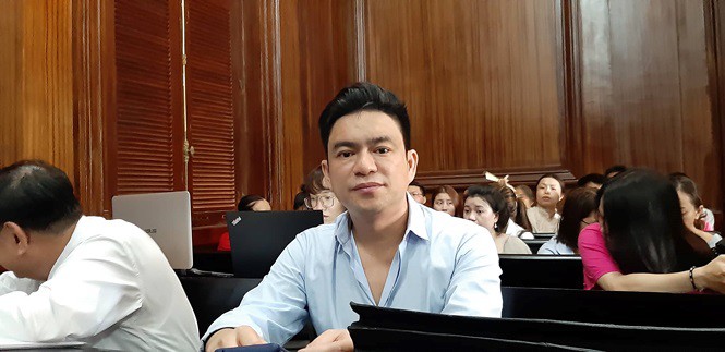 Vụ bác sĩ Chiêm Quốc Thái: Tuyên án không công bằng, VKS tuýt còi Vụ bác sĩ Chiêm Quốc Thái: Tuyên án không công bằng, VKS tuýt còi