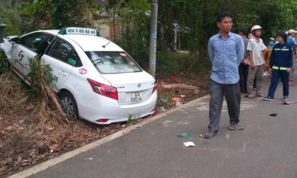 Thương tâm hai bà cháu tử vong sau khi bị taxi Vinasun tông