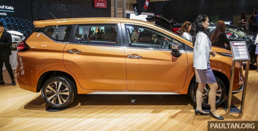 Ô tô MPV 7 chỗ Nissan đẹp long lanh, giá chỉ 323 triệu