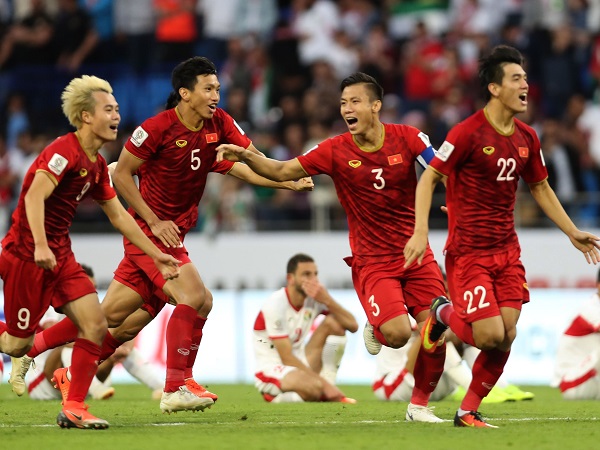 Đã có đơn vị nắm bản quyền 4 trận sân nhà vòng loại World Cup, NHM có thể theo dõi ĐT Việt Nam thi đấu Đã có đơn vị nắm bản quyền 4 trận sân nhà vòng loại World Cup, NHM có thể theo dõi ĐT Việt Nam thi đấu