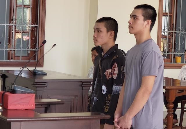 An mang sau cau noi: 'Ai uong ca phe voi may' hinh anh 1 