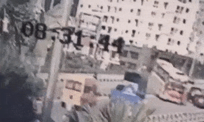 Video xe giường nằm lùa cả loạt xe trên cầu Bãi Cháy, 2 người chết