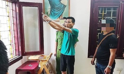 Siêu trộm bình tĩnh hút xì gà trước khi khoắng 200 cây vàng trong nhà đại gia