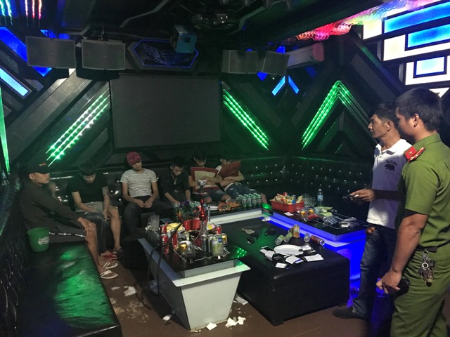 khoi to bi can vu gan 50 nam nu 