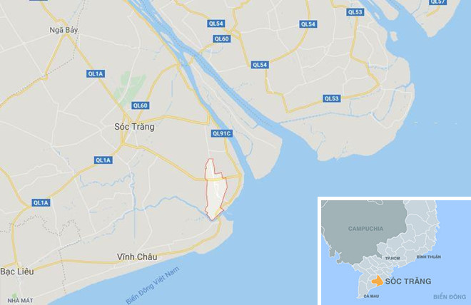 Be trai so sinh bi bo roi duoi chan cau trong dem hinh anh 2 
