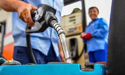 Giá xăng giảm nhẹ từ 15h chiều nay