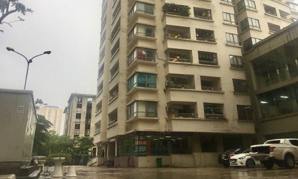 Công an điều tra thông tin 2 bé gái nghi bị bảo vệ sàm sỡ trong thang máy