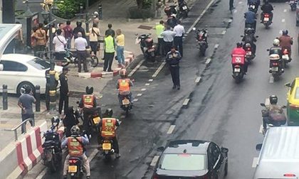 Hàng loạt vụ nổ liên tiếp rung chuyển Bangkok