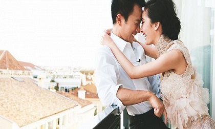 Cổ nhân dạy cấm có sai: Chọn vợ, không chọn gái ngẩng đầu – Lấy chồng, không lấy trai cúi mặt