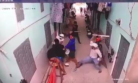 Thanh niên cầm đầu nhóm chém người ở Bình Dương ra đầu thú - ảnh 1