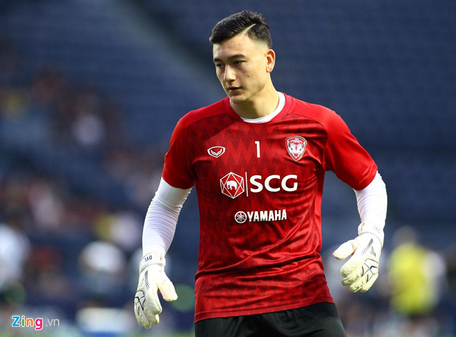 Muangthong tri an Van Lam vi thanh tich chua tung co trong mua giai hinh anh 1 