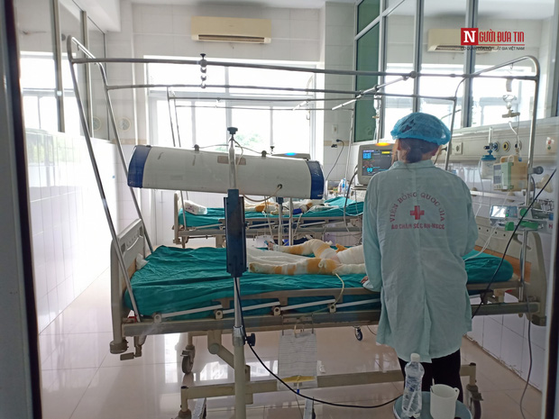 Vụ cô giáo đốt cồn dạy phòng chống cháy nổ: Nghẹn ngào lời kể của người mẹ trẻ