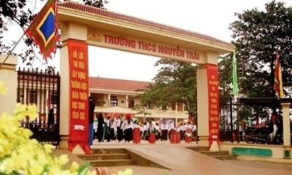 Nghệ An: Vào trường chơi đùa, bé gái 4 tuổi rơi xuống bể bơi đuối nước