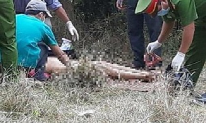 Phát hiện người đàn ông chết lõa thể trong vườn