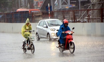 Dự báo thời tiết 16/8, Hà Nội mưa dông chấm dứt nắng nóng