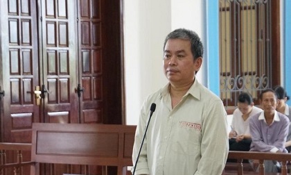 Mở lại phiên xử người con trai bị cáo buộc giết mẹ ruột