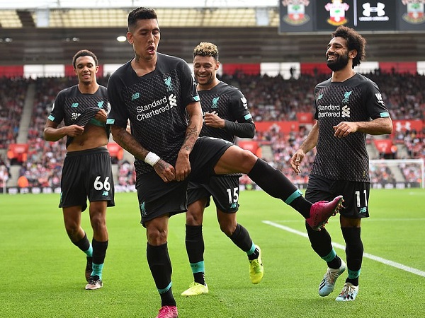 Mane và Firmino lập siêu phẩm, Liverpool nhọc nhằn trở lại ngôi đầu