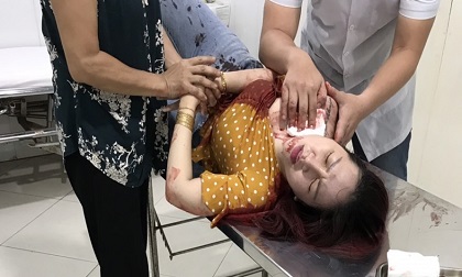 Đi ăn sáng, người phụ nữ ở Bình Dương bị đâm nhiều nhát vào cổ