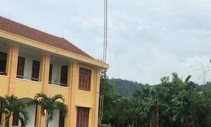 Quảng Bình: Gãy cột ăng ten, 2 công nhân rơi xuống đất tử vong