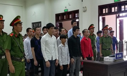 Thiệt mạng vì hỏi nhóm thanh niên đang tìm đánh ai