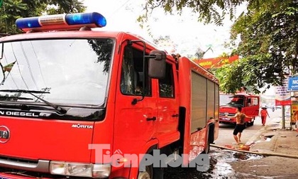 Lạng Sơn: Cháy nhà, ông lão 60 tuổi ngủ trên tầng 3 thoát chết trong gang tấc