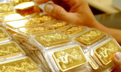 Giá vàng hôm nay 23/8, tín hiệu lịch sử, vàng vững trên đỉnh