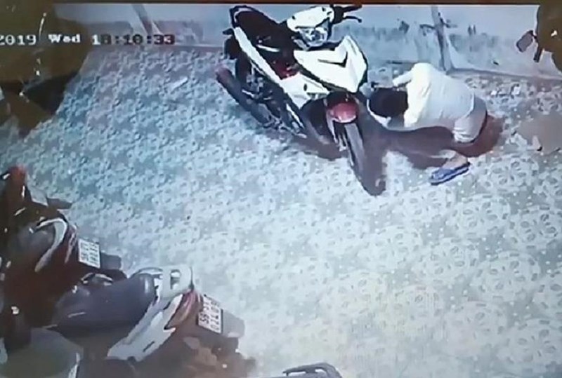 Trộm nhầm xe có gắn định vị, công an tìm đến tận nhà Trộm nhầm xe có gắn định vị, công an tìm đến tận nhà