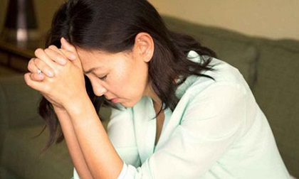 Tha thứ cho chồng ngoại tình nhưng lòng như vạn mũi kim đâm