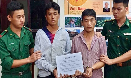 Bắt 2 đối tượng vận chuyển 20.000 viên ma túy trong đêm