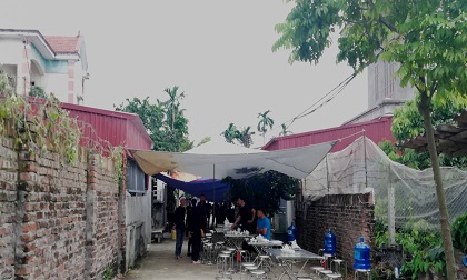 Vụ anh chém cả nhà em trai ở Đan Phượng: Bé gái hơn 1 tháng tuổi ngủ trong phòng may mắn thoát chết