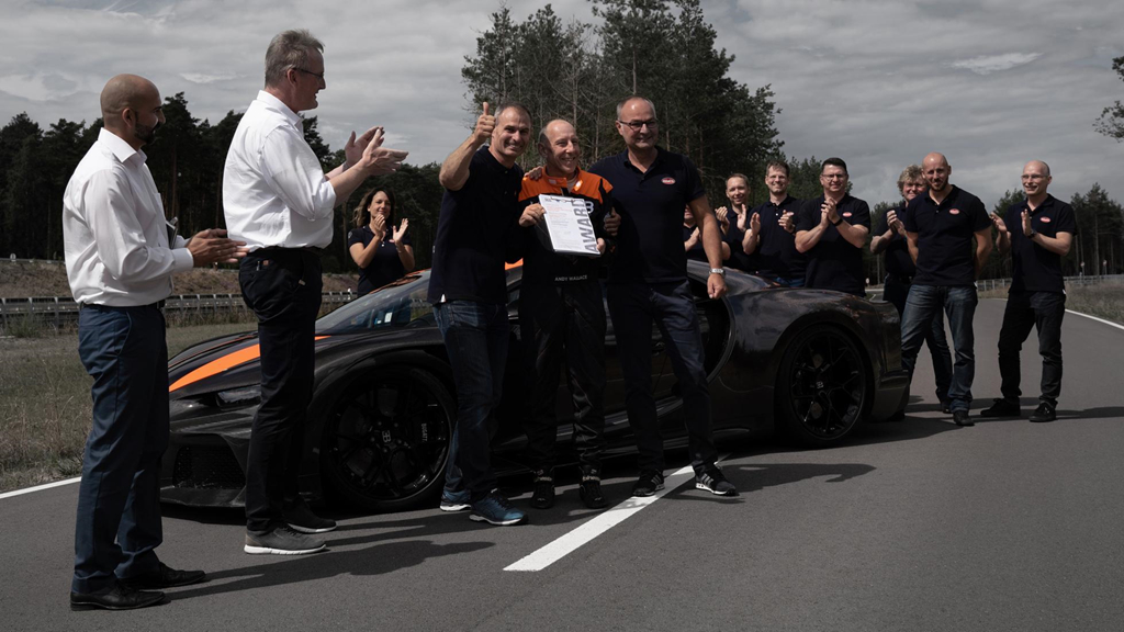 Siêu xe Bugatti lần đầu đạt tốc độ 490 km/h, phá vỡ mọi kỷ lục - 1