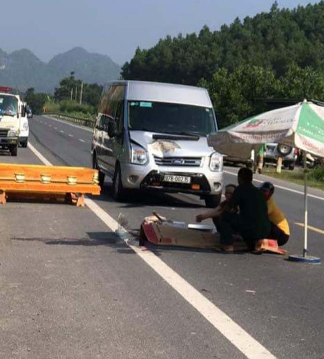 di bo tren cao toc, cu ong bi o to dam tu vong hinh anh 1